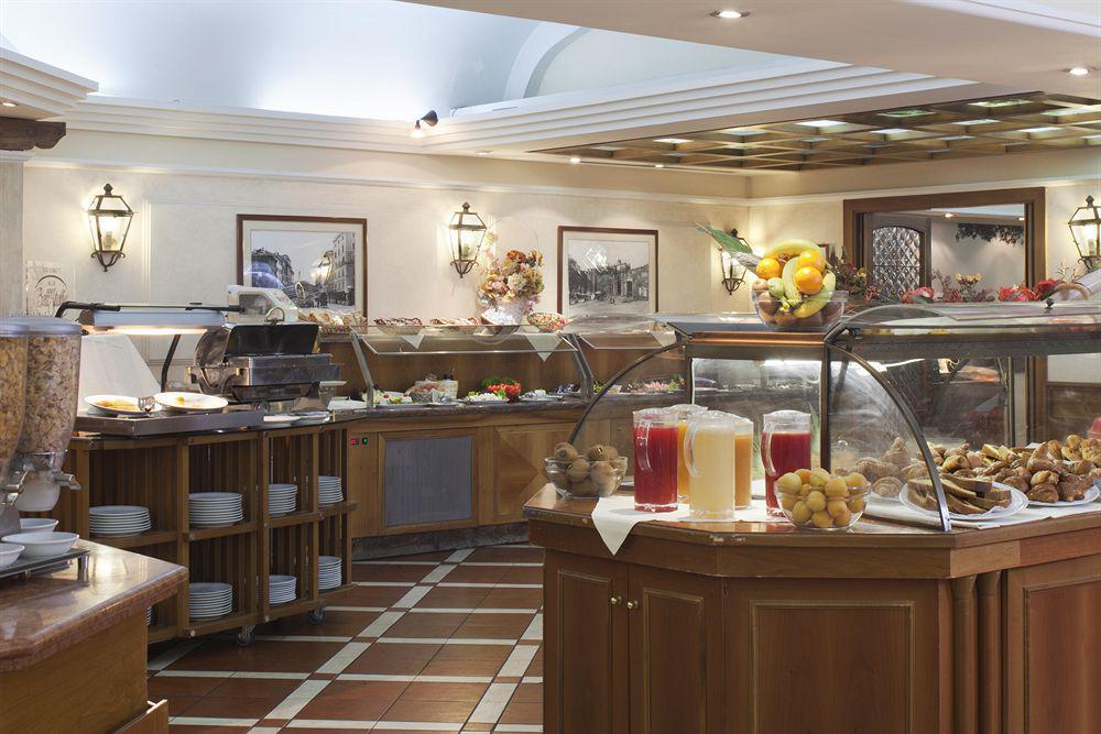 Aurelia Hotel 4*